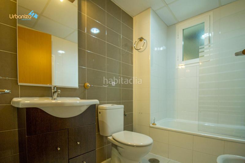 Foto 46f6ead7-67f0-4c16-92f9-708587d88da4. Pis amb aparcament piscina a Golf Guadiana Badajoz