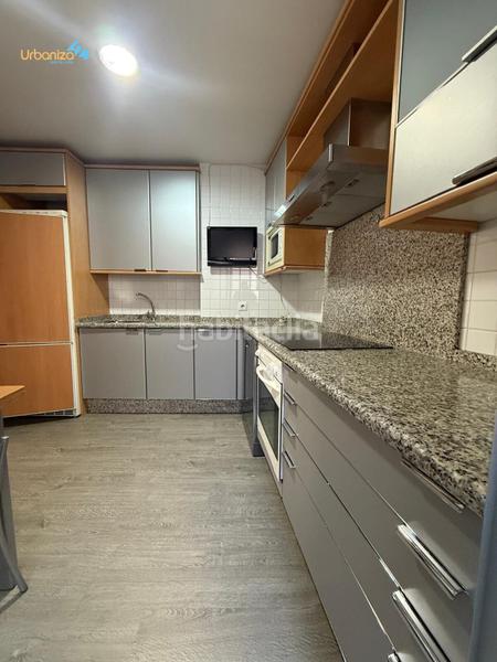 Foto e2342c2c-3a50-4940-9ec5-6f8f9c07b99f. Alquiler piso  de 3 dormitorios en alquiler en zona de pardaleras en Badajoz