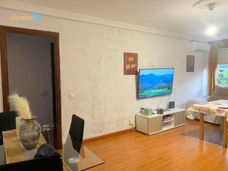 Appartement à Carretera de Sevilla - Los Montitos. Piso de tres habitaciones y baño para entrar a vivir en suerte s