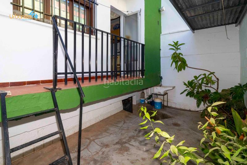 Foto 2fe0f613-7d2f-4750-b74c-b83cb0f26ce9. Casa adossada amb aparcament a Cerro de Reyes Badajoz