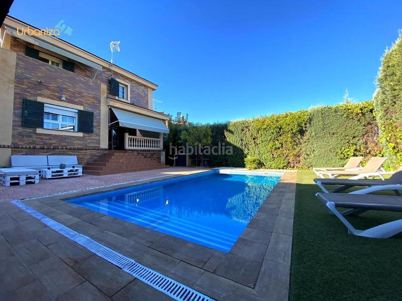 Foto 503332f3-49d6-41c1-ab72-37cff11eb3f0. Chalet avec chauffage parking piscine dans Las Vaguadas Badajoz