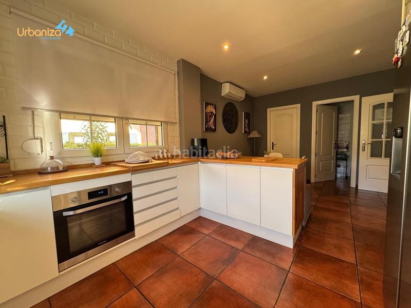 Foto 9d2dea5e-cdc2-49fe-8961-d9360ddd34e4. Chalet avec chauffage parking piscine dans Las Vaguadas Badajoz