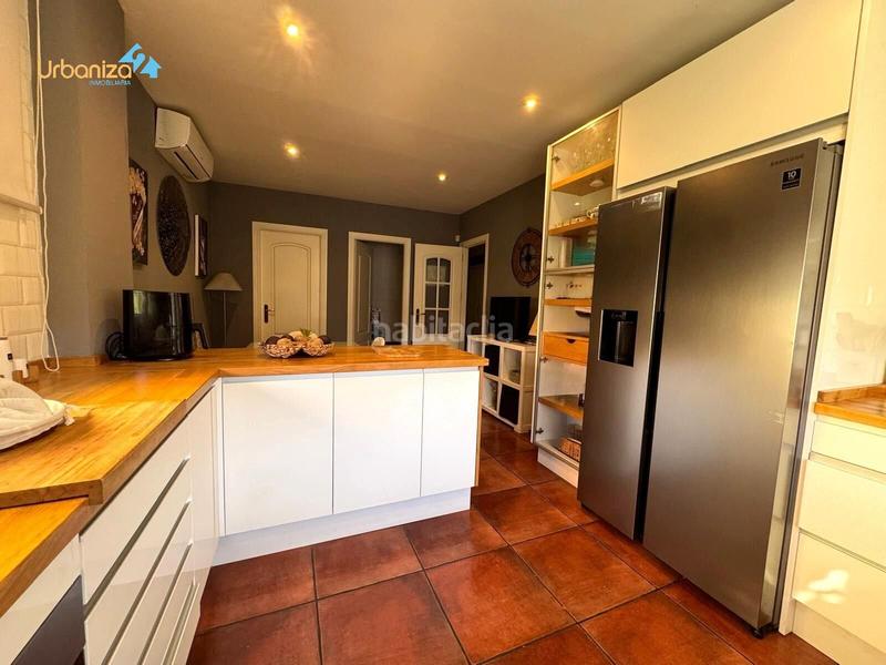 Foto f3dc28a6-3d95-48ec-93da-d06fe844ce46. Chalet avec chauffage parking piscine dans Las Vaguadas Badajoz