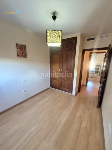 Foto b8af672e-6d34-4185-9394-b4dec54a9eda. Piso  en venta en ctra. la corte en Carretera de Sevilla - Los Montitos Badajoz