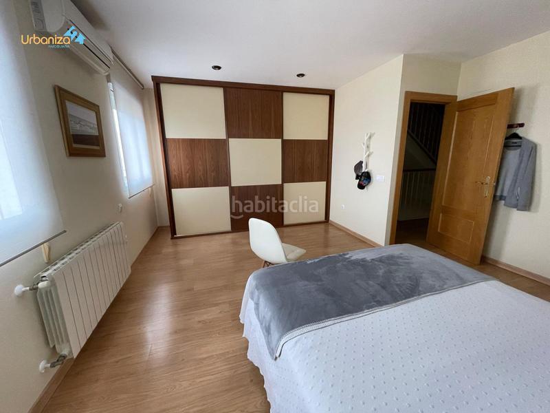 Foto b5fe9f98-f828-4cc7-8ba1-a25bb52a6ea8. Casa adossada amb aparcament a Carretera de Sevilla - Los Montitos Badajoz