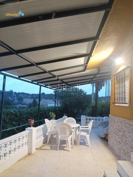 Foto 50f72611-7f0f-47f0-af97-3372f5d92680. Xalet amb aparcament a Carretera de Sevilla - Los Montitos Badajoz