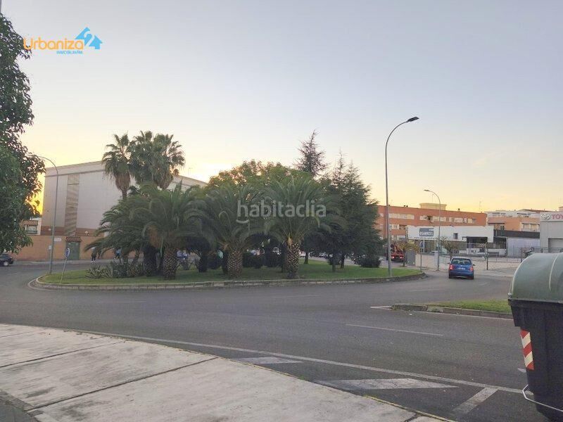 Foto 6ac7d4b5-9308-4ddc-8605-2ce7545dc74b. Pis amb aparcament a Carretera de Sevilla - Los Montitos Badajoz