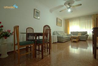 Appartamento in La Estación. Amplio piso en venta en san fernando, badajoz  oportunidad única