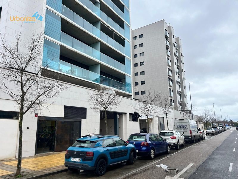 Foto 27225052-ce26-4546-a231-363f205c711b. Local comercial a Avenida Elvas Badajoz