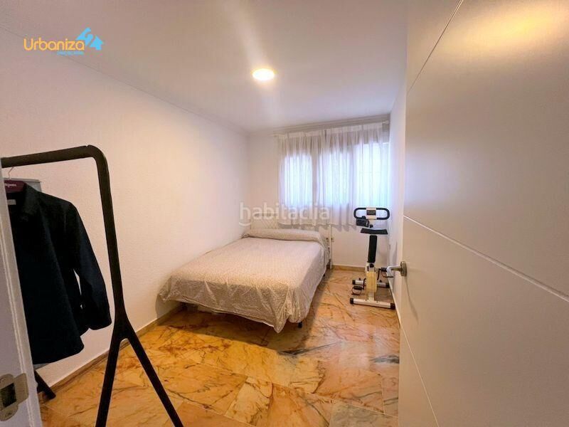 Foto 05a622bc-48e5-4287-b283-c9ce0aa3451d. Oficina  reformada como apartamento de 2 habitaciones ideal inversión no se puede hacer cambio de uso en Badajoz