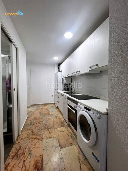 Foto 3a70ad59-5cad-4bb5-884f-2f0a2a09fc30. Oficina  reformada como apartamento de 2 habitaciones ideal inversión no se puede hacer cambio de uso en Badajoz
