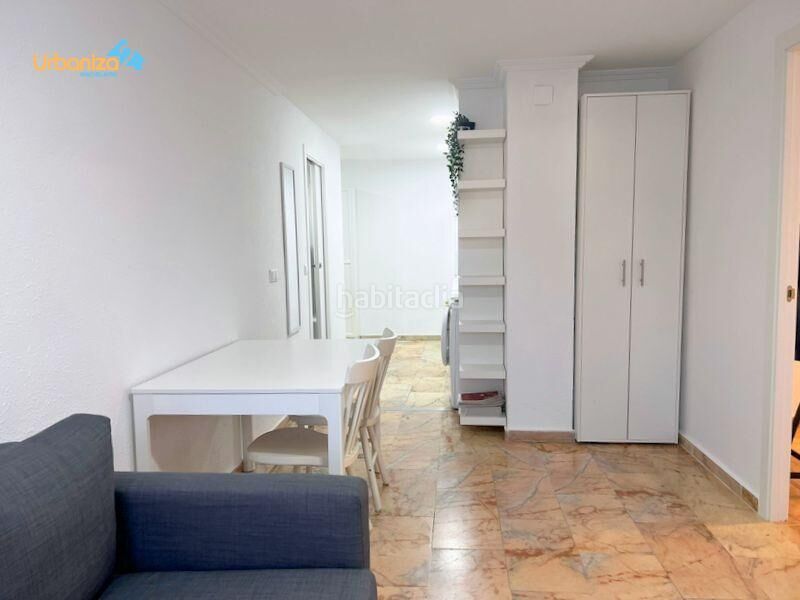 Foto 52b7146b-d074-44f3-b7e3-e009065907a0. Oficina  reformada como apartamento de 2 habitaciones ideal inversión no se puede hacer cambio de uso en Badajoz