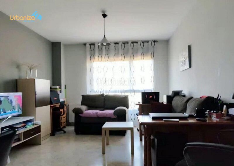 Foto f2d8f2d6-f0fb-4c51-9efb-a0d48edbd30a. Apartament amb aparcament a San Roque - Ronda Norte Badajoz