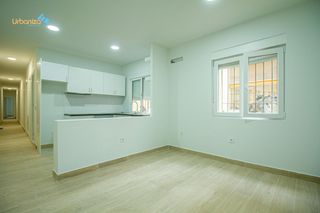 Pis  Calle lucas vazquez ayllon. Piso recien reformado 5 dormitorios ideal inversion