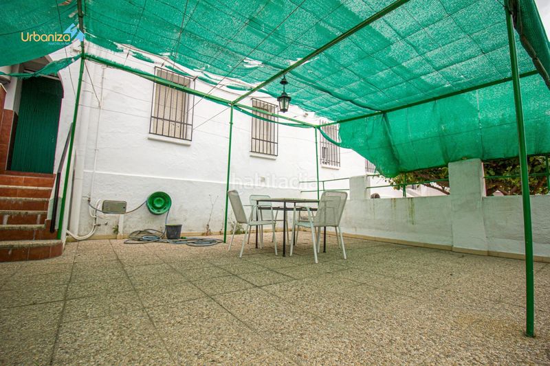 Foto 32875ae3-67b5-4010-b21a-180beb905d39. Casa adossada a Ciudad Jardín Badajoz