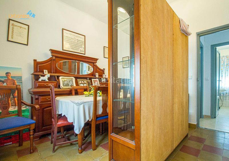 Foto 63f8593d-d216-49a4-91ab-0b62726d1942. Casa adossada a Ciudad Jardín Badajoz