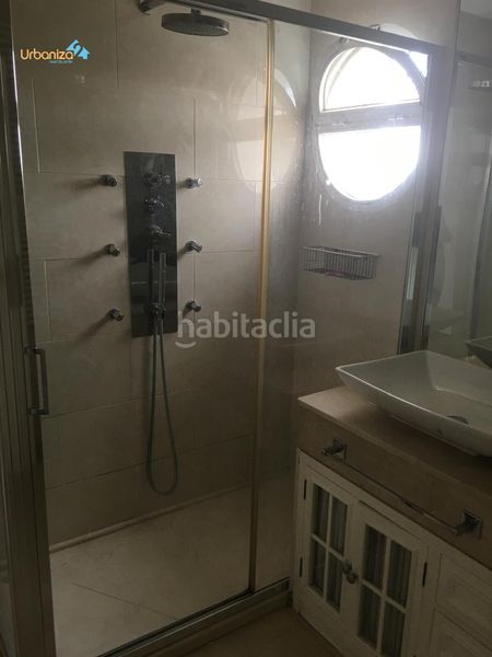 Foto 3a45eac1-8a41-460d-bd2a-31e011e5b750. Casa adossada amb calefacció aparcament piscina a Badajoz