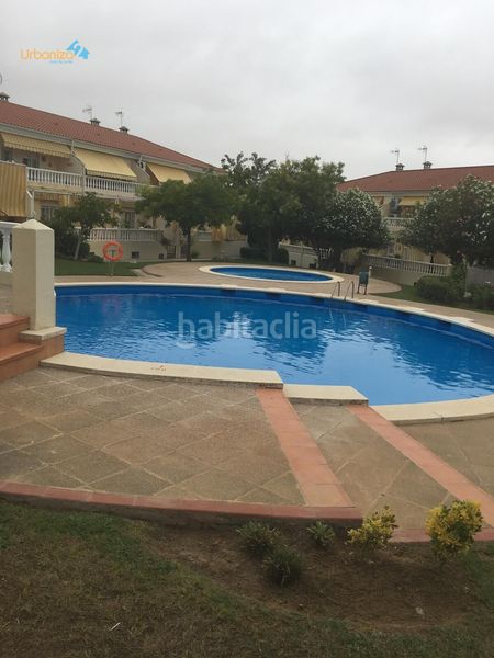 Foto 47d54491-785a-464d-a35a-fd6f4f659f75. Casa adossada amb calefacció aparcament piscina a Badajoz