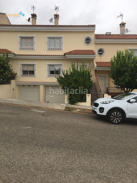 Foto 9c6c9727-d62a-492c-a35e-0647cc14fff9. Casa adossada amb calefacció aparcament piscina a Badajoz