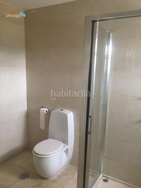 Foto e167d94b-c015-49d9-86cf-c5af8baaee93. Casa adossada amb calefacció aparcament piscina a Badajoz