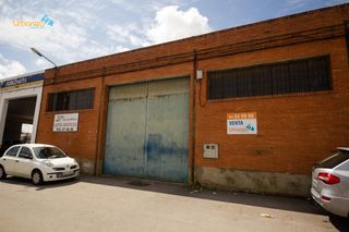 Industrial building  Avenida joaquin sanchez valverde. Nave de más de 530m2 en el mismo centro del poligono del nevero