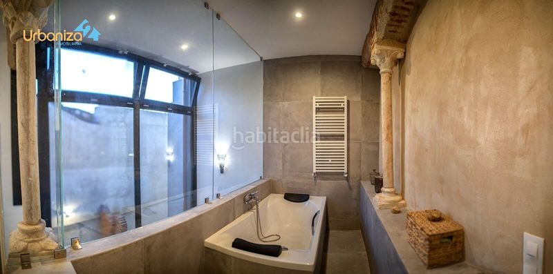 Foto fca84d9b-a9cf-4440-aea1-84d53c2a14db. Casa amb calefacció piscina a Casco Antiguo Badajoz