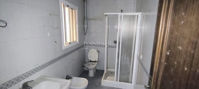 Foto bec6a1a3-1dc3-46ea-9679-67c55978f766. Edificio in San Roque - Ronda Norte Badajoz