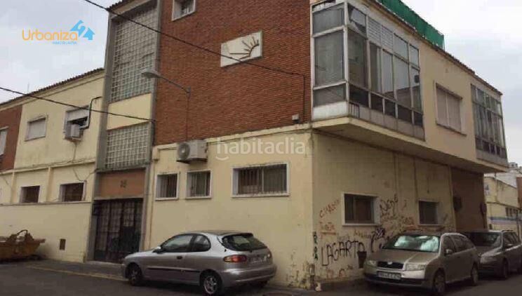 Foto d86f9771-c06d-43ae-91fb-91921db9cdaf. Edificio in San Roque - Ronda Norte Badajoz