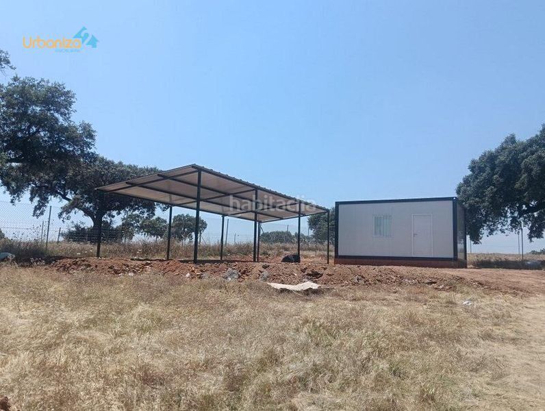 Foto a4f5631d-c039-436b-8747-1cee0371280c. Terreny residencial a Dehesilla de Calamón - Campomanes Badajoz