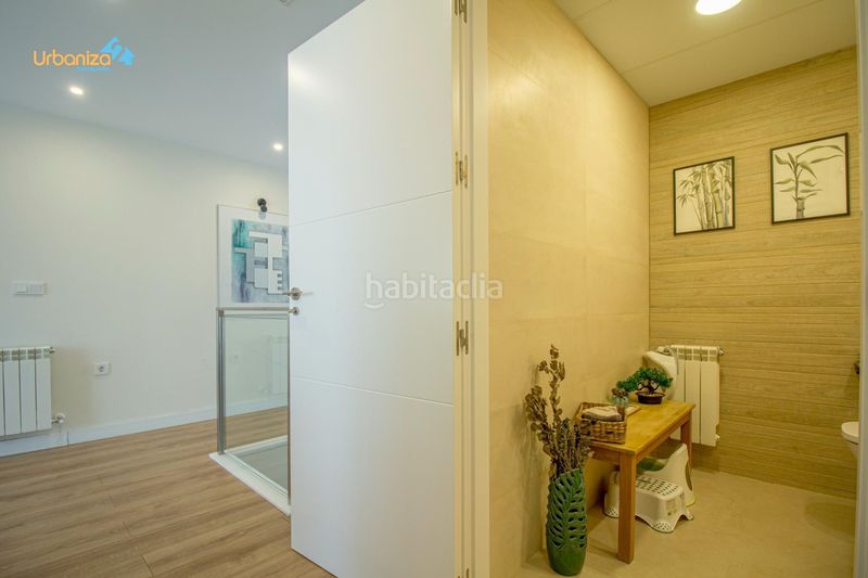 Foto 99bbebbc-bbc9-4d64-9d23-32bff34d4b01. Àtic amb calefacció aparcament a Pardaleras Badajoz