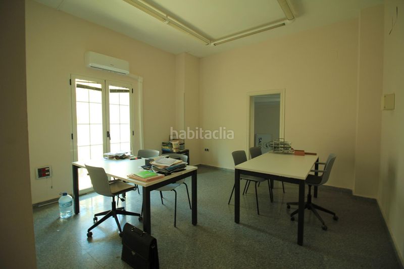 Foto cfecd452-7023-4f80-8e38-11f341816b33. Miete büro in Pardaleras Badajoz