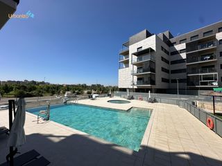 Location Appartement  Avenida avenida adolfo díaz ambrona. Alquiler 2 dormitorios sin amueblar con garaje, trastero y pisci