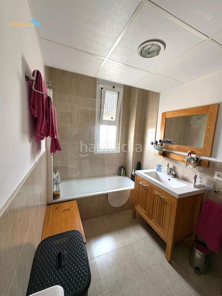 Foto 30f88c61-7f63-4ebe-8705-4223d086be57. Semi detached house with heating parking in Carretera de Sevilla - Los Montitos Badajoz
