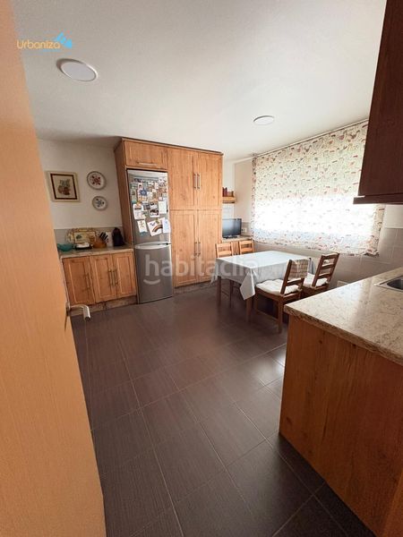 Foto 7ef01be2-aeaf-47b0-8424-6a99a1be70ca. Semi detached house with heating parking in Carretera de Sevilla - Los Montitos Badajoz