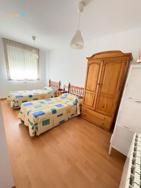 Foto 7efedecc-f8c9-4723-9884-22289c27ec61. Semi detached house with heating parking in Carretera de Sevilla - Los Montitos Badajoz