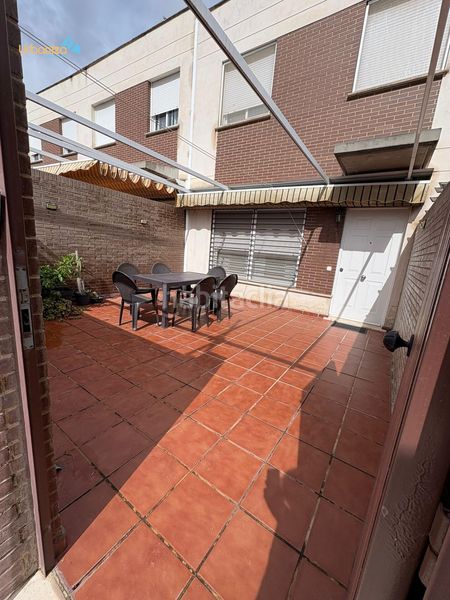 Foto bbaa6c00-47a1-4de1-84e3-2939e83b6fbc. Semi detached house with heating parking in Carretera de Sevilla - Los Montitos Badajoz
