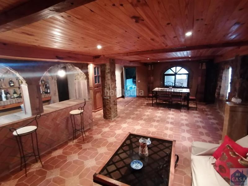 Foto 03ec5d94-141d-4259-8f7a-8cd34d9b387e. Country house with parking in Alange