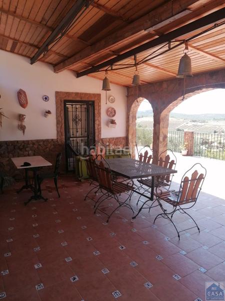 Foto 1610fea8-ab94-4788-88a6-9794352bdb95. Country house with parking in Alange