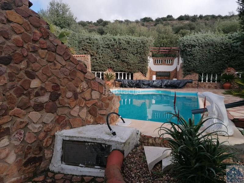 Foto 84335062-3d1f-4d39-a100-ea94945453af. Country house with parking in Alange