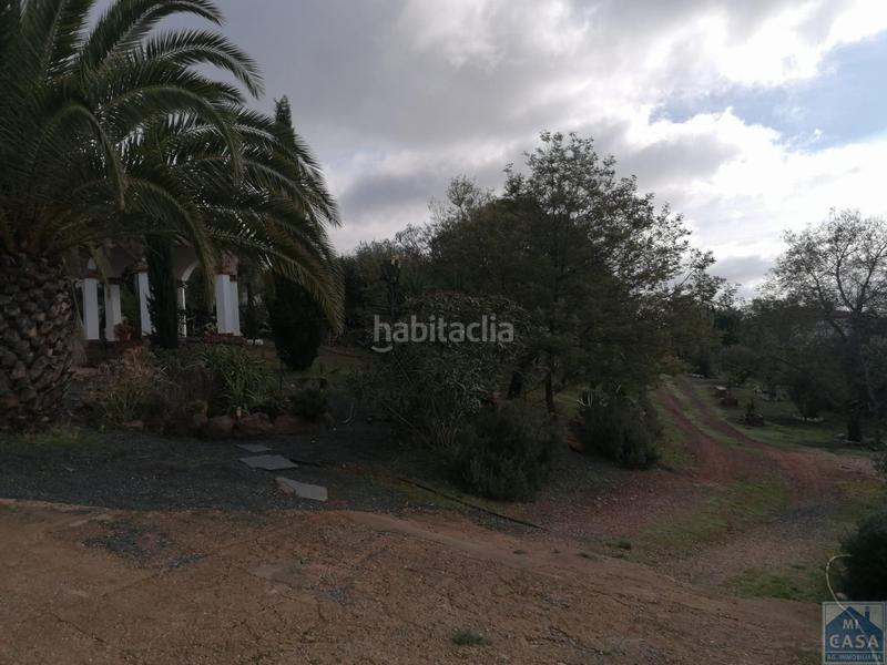 Foto 99e7dfd0-3dbc-48b7-856c-10c2f7c25b81. Country house with parking in Alange