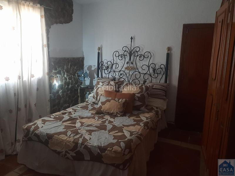 Foto f24631a1-928e-491b-a4c1-64fb0c30971d. Country house with parking in Alange