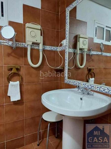 Foto 954a4c62-f8da-477e-a2c8-4565f59935cb. Edificio in Montijo