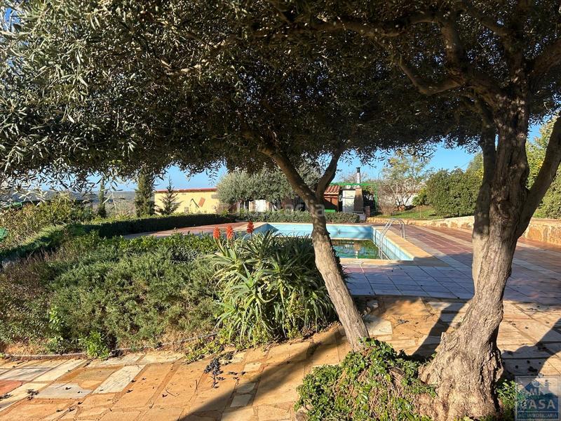 Foto bb91bafb-c0c3-4219-8dbf-03e29a94c565. Casa amb calefacció aparcament piscina a Alange