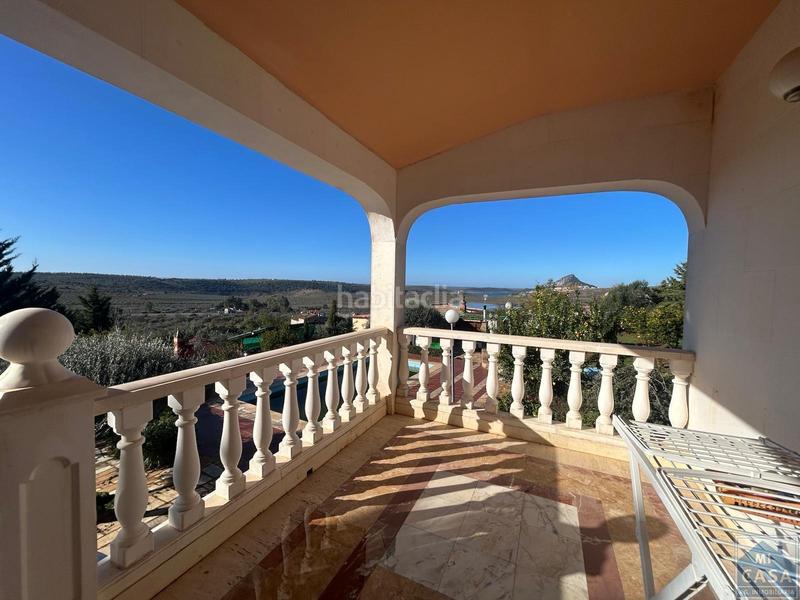 Foto f7c60695-6aff-4657-a3ec-cc5fc362fe17. Casa amb calefacció aparcament piscina a Alange