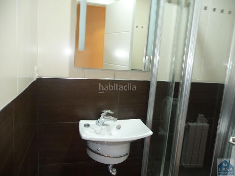 Foto bc24c2b8-41d5-42e4-9210-946fc0c56385. Lloguer pis amb calefacció aparcament a Centro Mérida