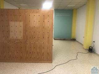 Miete Geschäftsraum in Este. Méridalocal