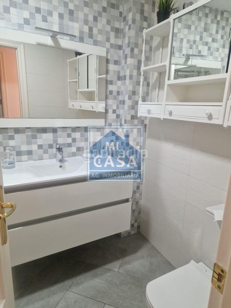 Foto e04d0299-d977-49b8-a1b2-6a83139129e3. Lloguer pis amb aparcament a Centro Mérida