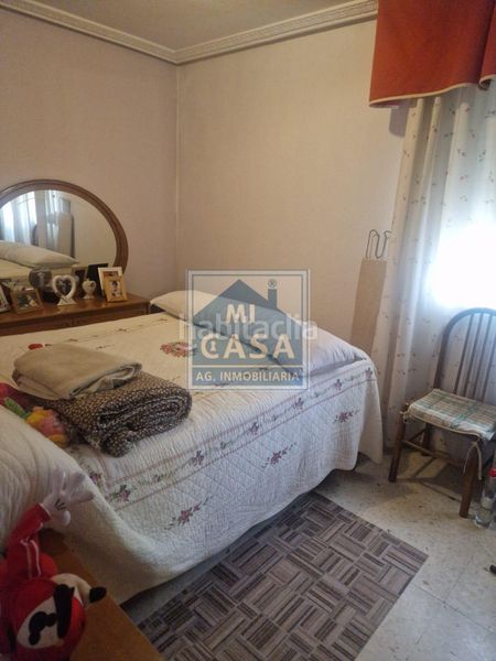 Foto 0af34efd-ebc9-4335-bce7-14798623d658. Pis amb aparcament a Oeste Mérida