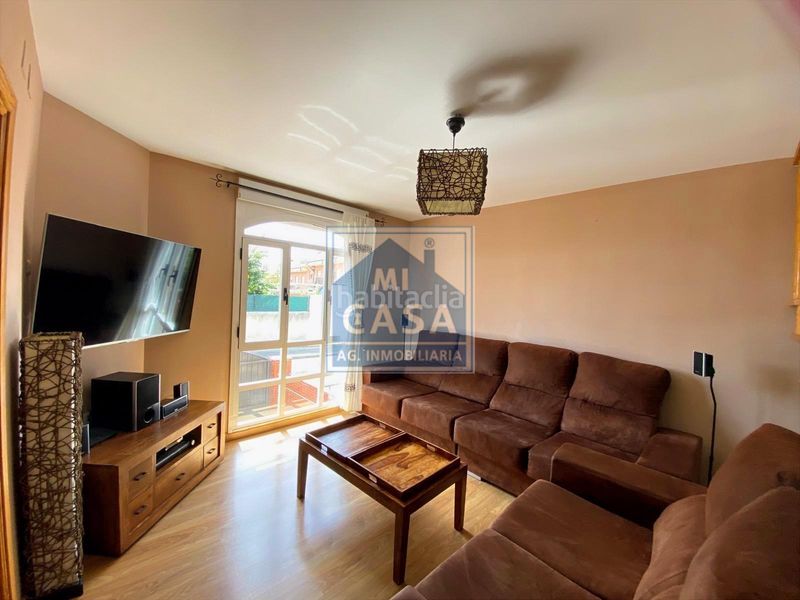 Foto a2702181-38ed-4035-9f11-38c9aeea42a3. Xalet amb aparcament a Norte Mérida