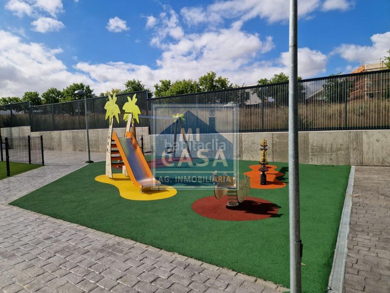 Foto e9a29d80-d7c7-4e58-b3bd-a7bdc9f28475. Apartament amb calefacció aparcament piscina a Oeste Mérida